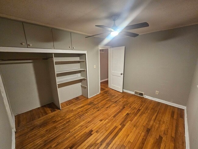 Foto del edificio - 3406 Coldstream Ln