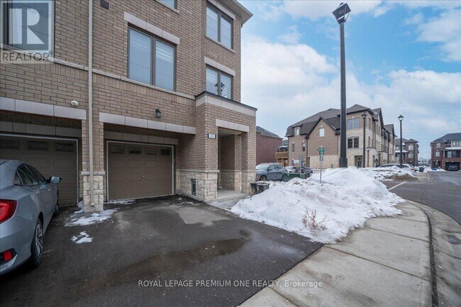 Building Photo - 11 Arcola St