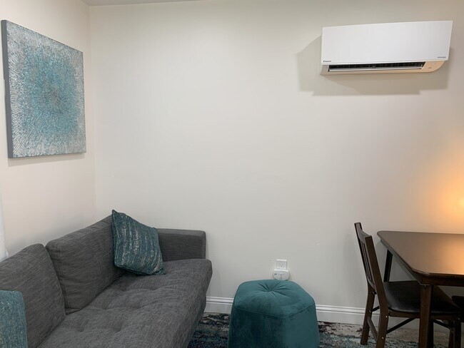 Foto del edificio - 4288 67th St