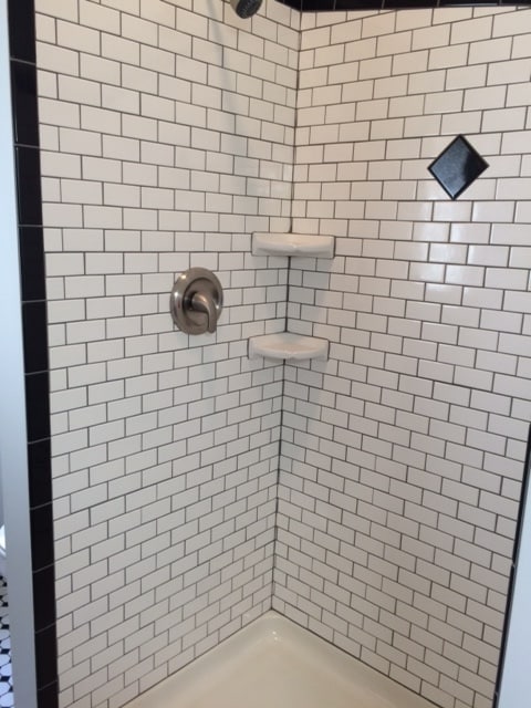 Building Photo - 346 College Ave