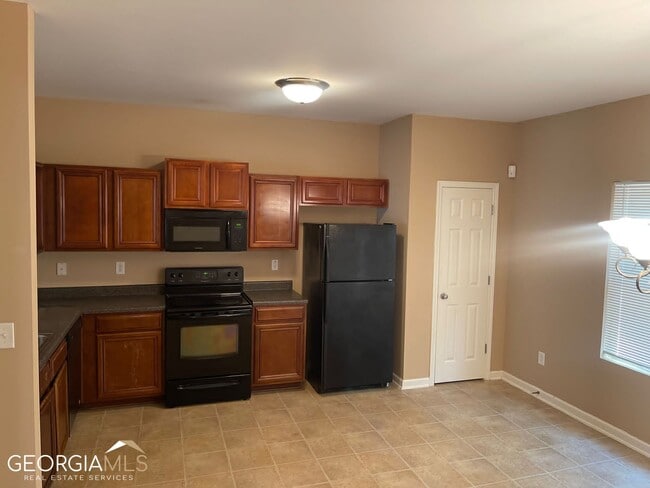 Building Photo - 1418 Knights Trail