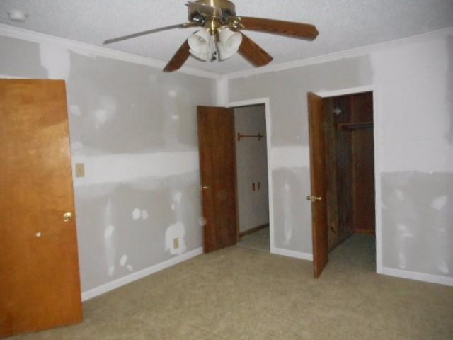 Building Photo - 221 Robinson Ave