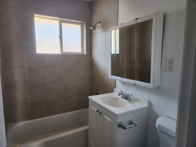 Foto del edificio - 1301 N 3rd St