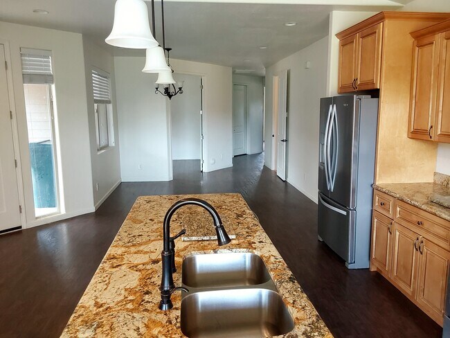 Foto del edificio - 674 Brookline Loop
