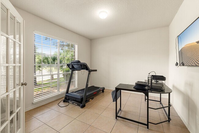 Foto del edificio - 20307 Wild Berry Dr