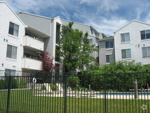 Building Photo - 543 S 900 E