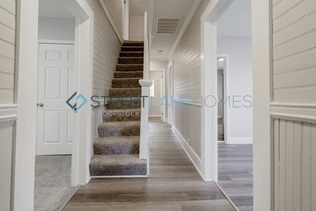 Foto del edificio - 341 Kershaw St NE