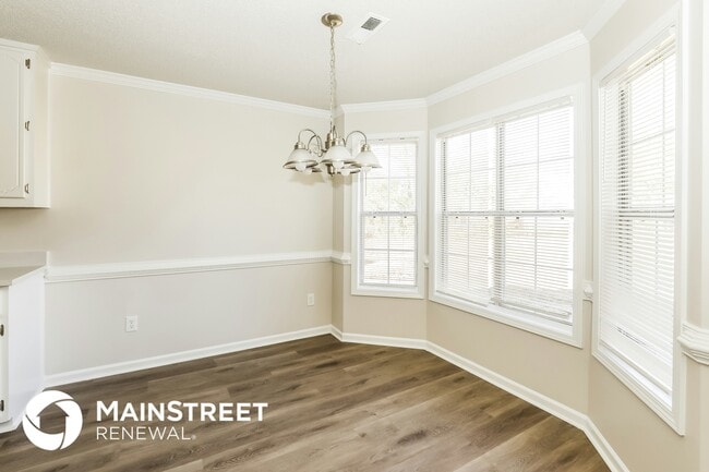 Building Photo - 1915 Portwest Way