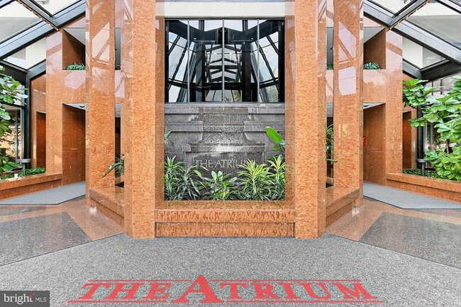 Foto del edificio - 1530 Key Blvd