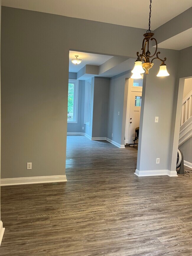 Foto del edificio - 1006 F St NE