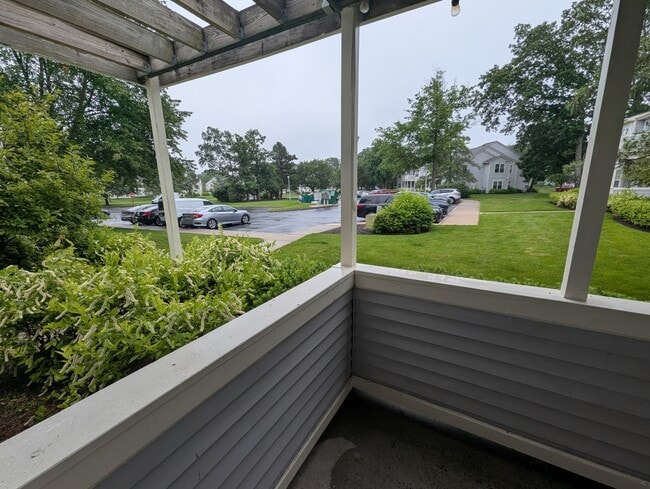Building Photo - 449 Magnolia Ct