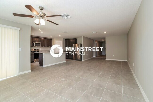 Foto del edificio - 5 Bedroom Pet-Friendly Home in Mascotte, FL with Main Street Renewal