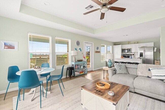 Foto del edificio - 1062 Cedar Ln