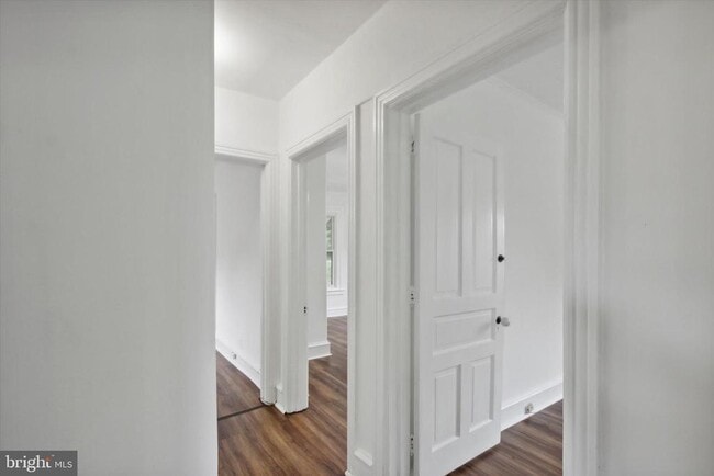 Building Photo - 313 Dartmouth Ave