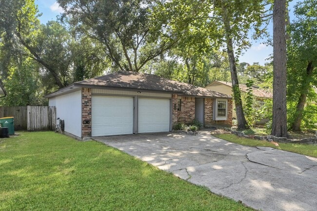 Building Photo - 83 Summer Crest Cir