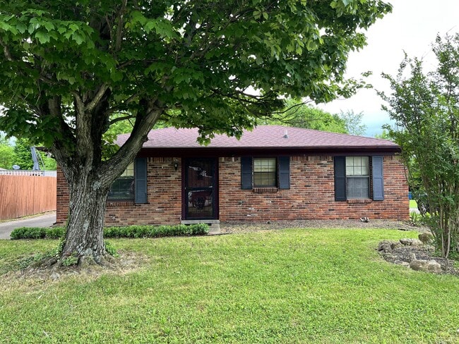 Photo - 5807 Larkgrove Dr House