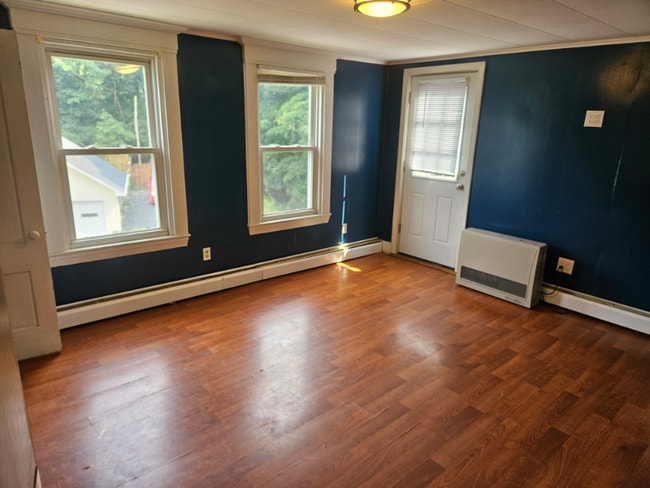 Photo - 108 Pool St Apartment