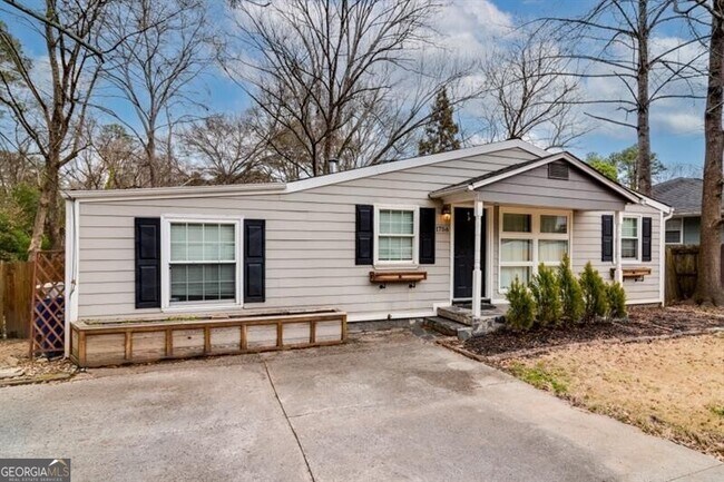 Building Photo - 1756 Dresden Dr NE
