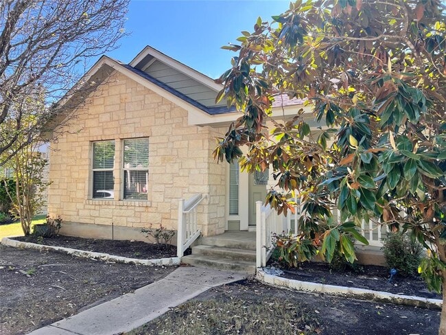 Foto del edificio - 1517 Big Thicket Dr