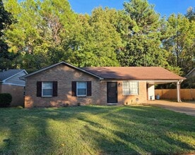 Building Photo - 4332 E Proctor Dr