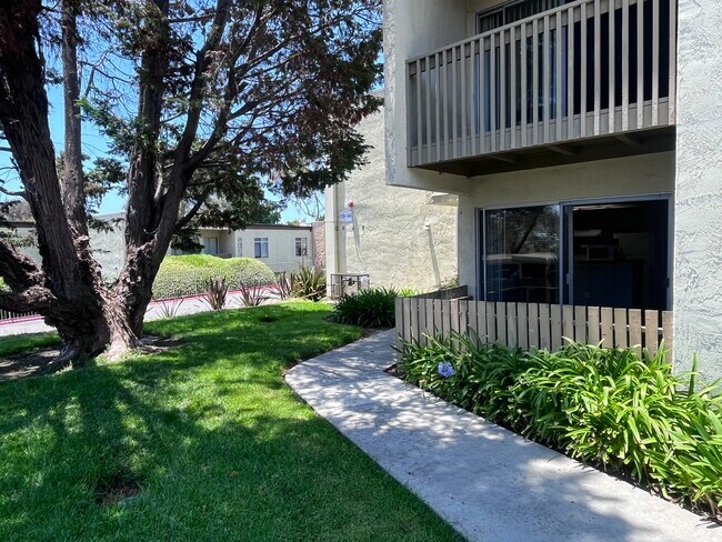 Foto del edificio - 432 Edgehill Ln