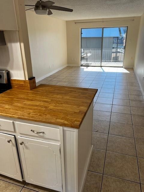 Foto del edificio - 207 Riverbend Dr