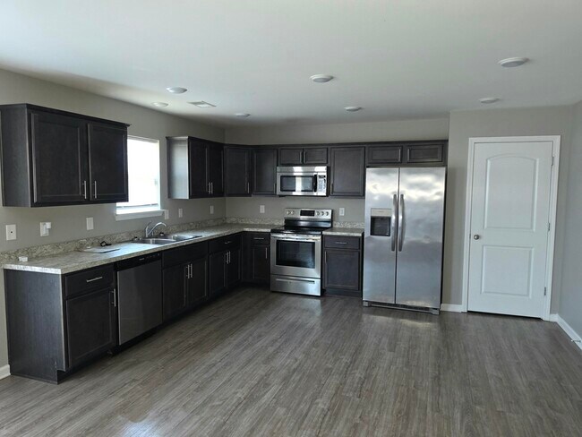 Building Photo - 2601 Hailey Rose Way