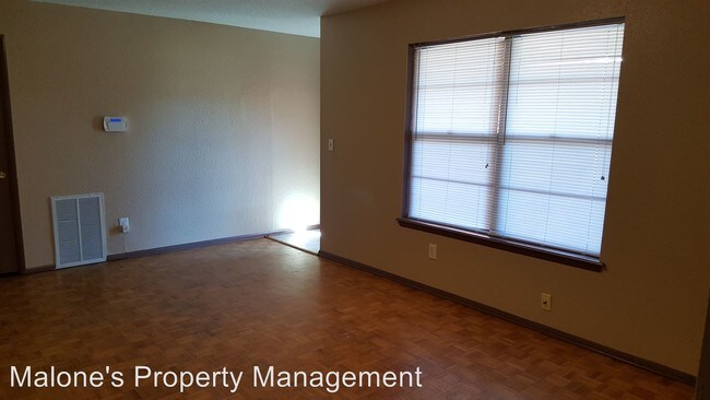 Foto del edificio - 3 br, 2 bath House - 3709 Vickie Dr
