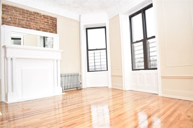 Building Photo - 515 W 143rd St