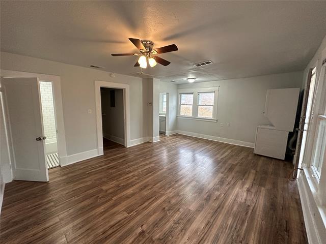 Foto del edificio - 819 N Marsalis Ave