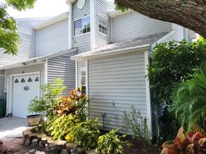 Building Photo - 149 Northshore Cir