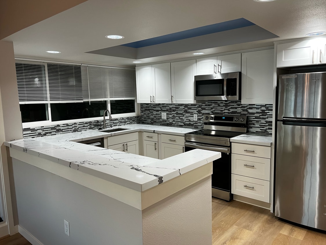 Photo - 1768 Aurora Ave N (Seattle, WA)