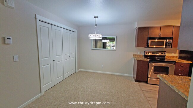 Foto del edificio - 215 9th St