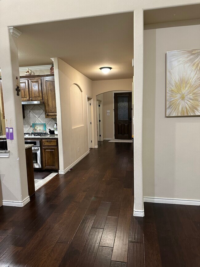 Building Photo - 705 Cypress Hill Dr