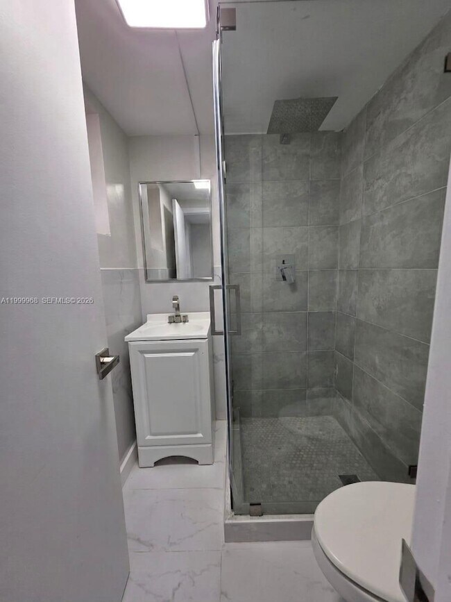 Foto del edificio - 16400 NE 17th Ave
