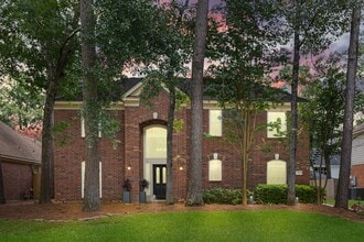 Building Photo - 22 Windfern Pl
