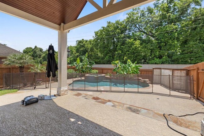 Building Photo - 3318 Brushy Lake Dr