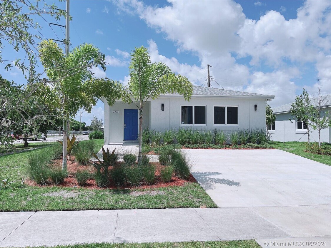 2204 Freedom St, Hollywood, FL 33020 House for Rent in Hollywood, FL