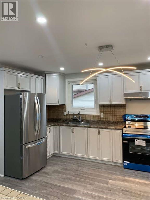 Photo du bâtiment - 35 Folkestone Ave