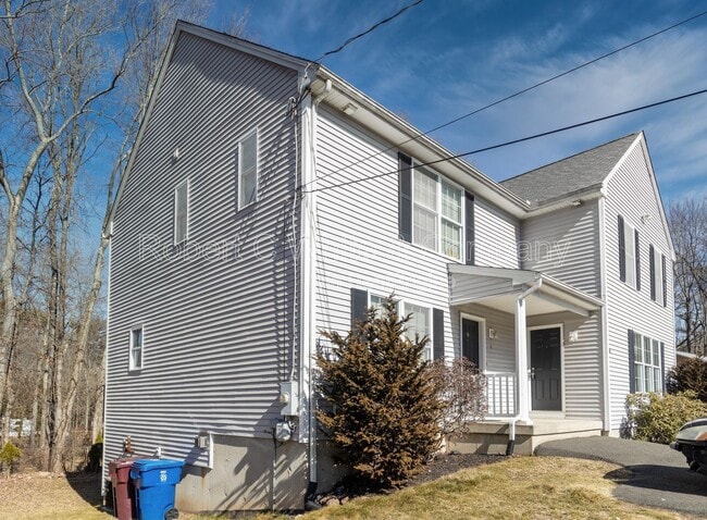 Photo - 10 Winthrop Dr Townhome