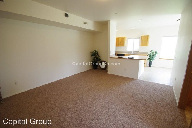 Foto del edificio - 2216 E Whispering Willow Ln