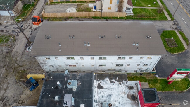 Aerial Photo - 2958 Sullivant Ave