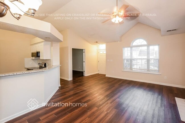 Building Photo - 5743 Heron Point Pl SW