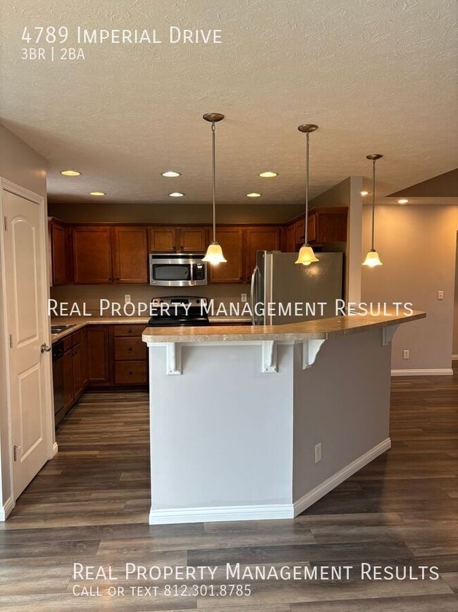 Building Photo - 4789 Imperial Dr