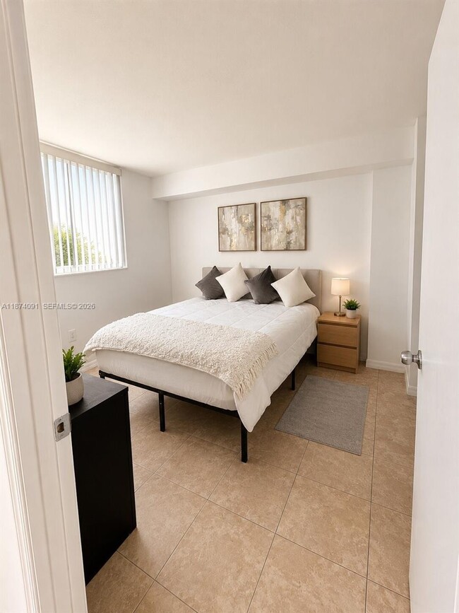 Foto del edificio - 102 SW 6th Ave