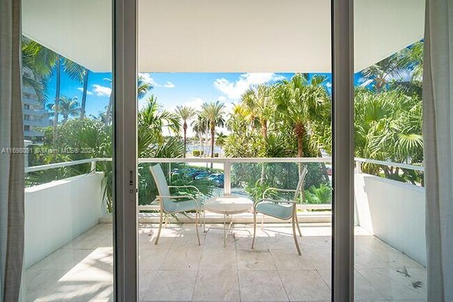 Photo - 5161 Collins Ave Apartment