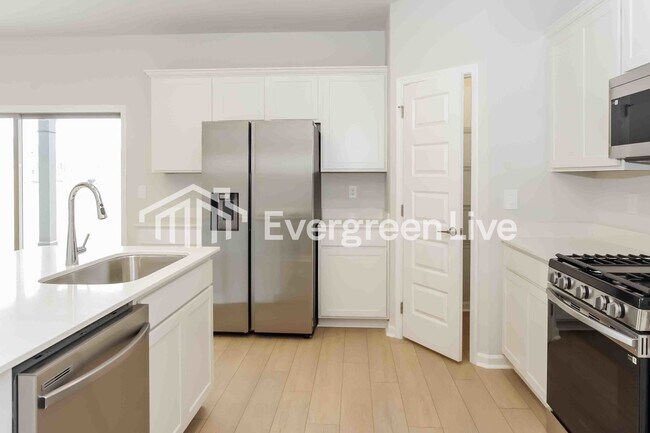 Foto del edificio - 315 Allene Wy