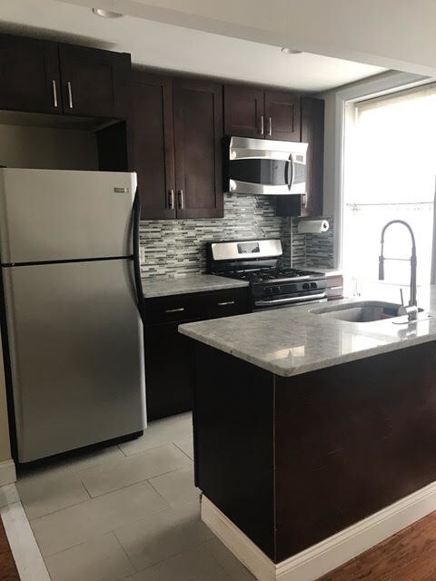 Foto principal - 611 Vanderbilt St
