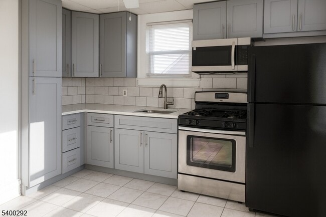 Foto del edificio - 71 Crystal St