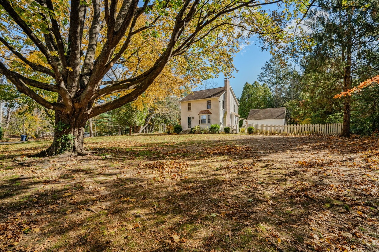 Photo - 105 Sill Ln (Old Lyme, CT)